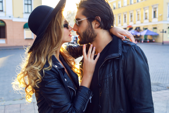 Κάνει αρμονικό dating χώρο εργασίας